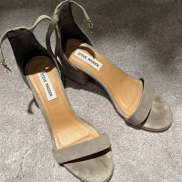 Steve Madden Grey Suede Sandals 8.5 - Picture 2 of 3